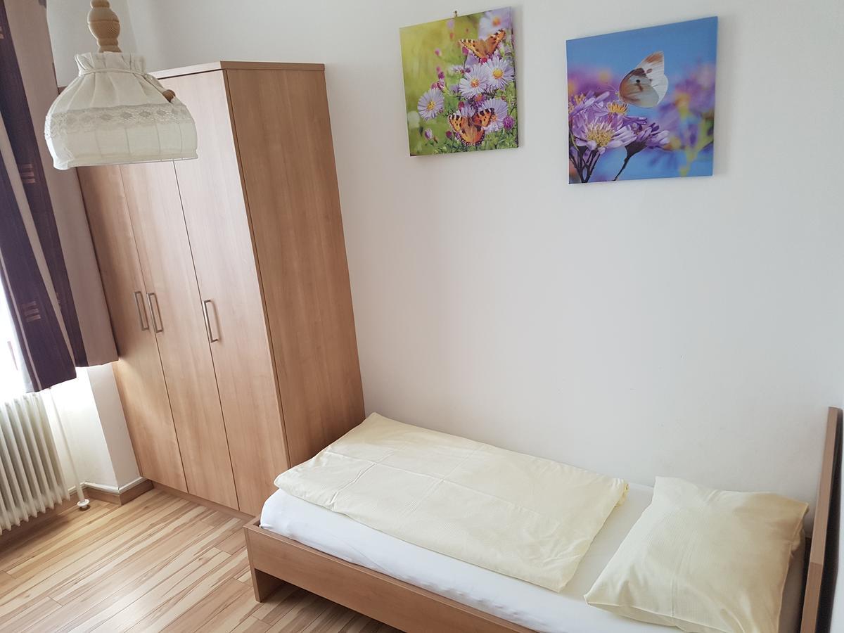 Hotel Lenau Штокерау Екстер'єр фото